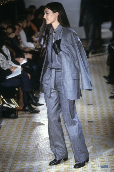 Look 14